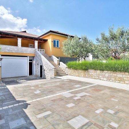 Lana House With Apartment Petrovija المظهر الخارجي الصورة