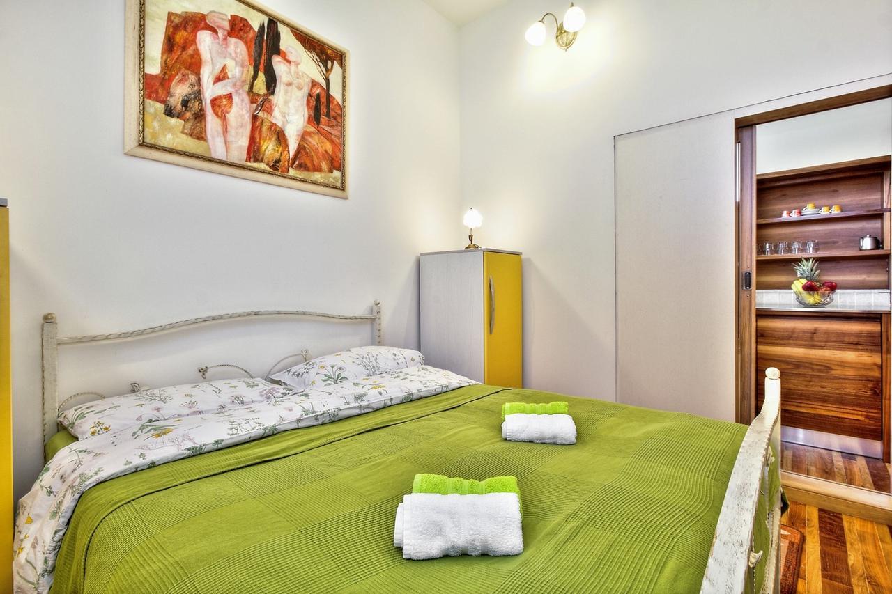 Lana House With Apartment Petrovija المظهر الخارجي الصورة